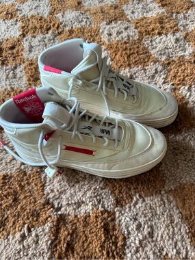 Reebok Women's Mid-Top Sneaker in Cream with Red Accent